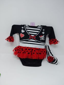 Baby Girl Skull & Hearts Onesie Set