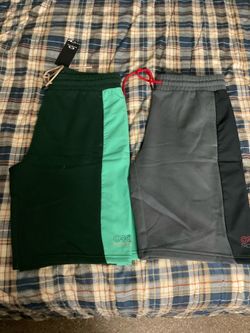Men’s Oakley shorts 2 pair deal