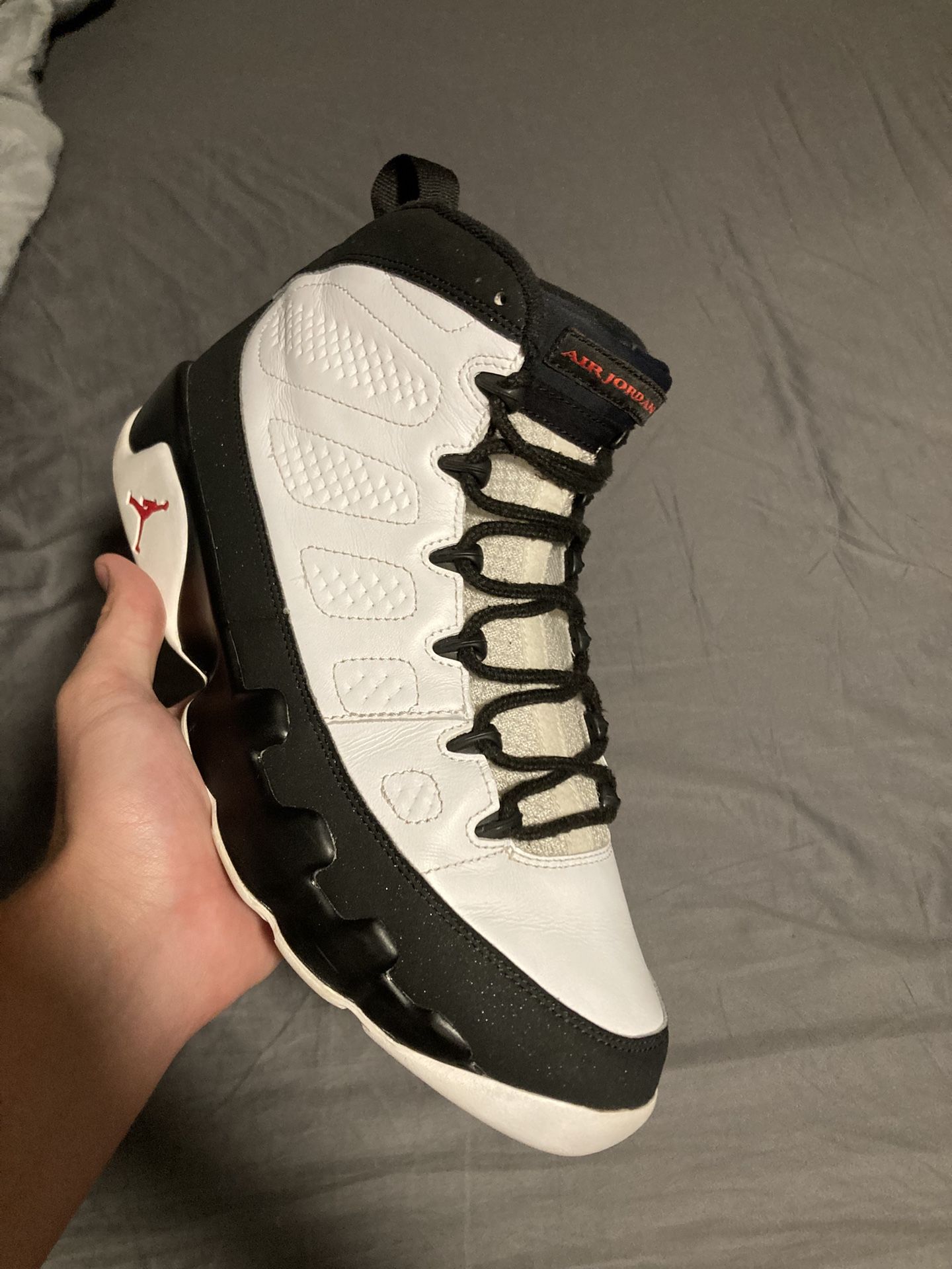 Jordan 9 Space Jam