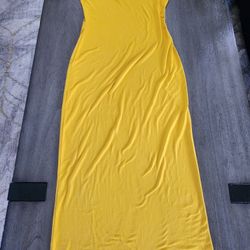 Brand New With Tag On Say What ? Long Dress. Short Sleeves. Mustard/yellow Color. Size Small