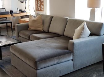 Beautiful sectional sofa Grey Mohair, Soft and Comfortable