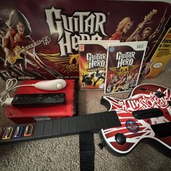 Wii Console + Guitar Hero (Bundle)