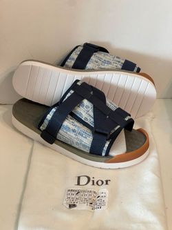 Dior men slides 10 11
