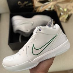 Kobe 4  ‘Draft Day Pack - Milwaukee Bucks’ (size 11M)