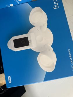 Ring Floodlight Plus