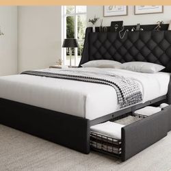 Bed Set Size “Queen”  Still In Box