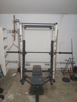 Squat Rack, Cable Machine, Bench Press weightlifting set