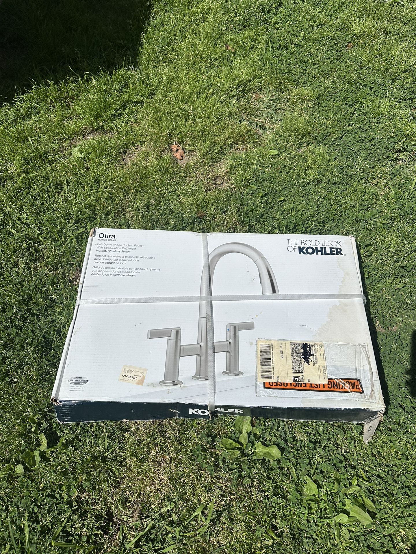 KOHLER Otira 2-Handle Bridge Pull-Down Kitchen Faucet with Soap Dispenser and Sweep Spray in Vibrant