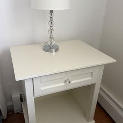 2 Off White/Cream Solid Wood Nightstands + Lamps – Sturdy & Stylish