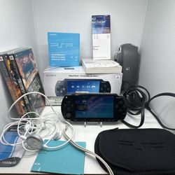 Sony PlayStation PSP Value Pack Console PSP-1001 K NiceBox TESTED 2 Games Bundle