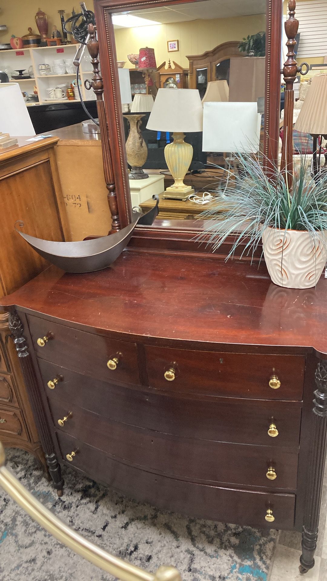 Paine Furniture 5 Drawer Dresser W/ Mirror