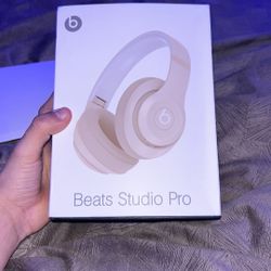 Beats Studio Pro