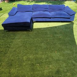 Sectional $60 As Seen On Pic 📸