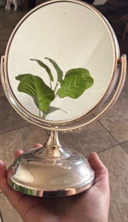 mirror/ lamp/ flat iron/ sandals