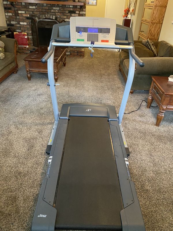 Nordictrack C2255 Treadmill New for Sale in Fair Oaks, CA OfferUp