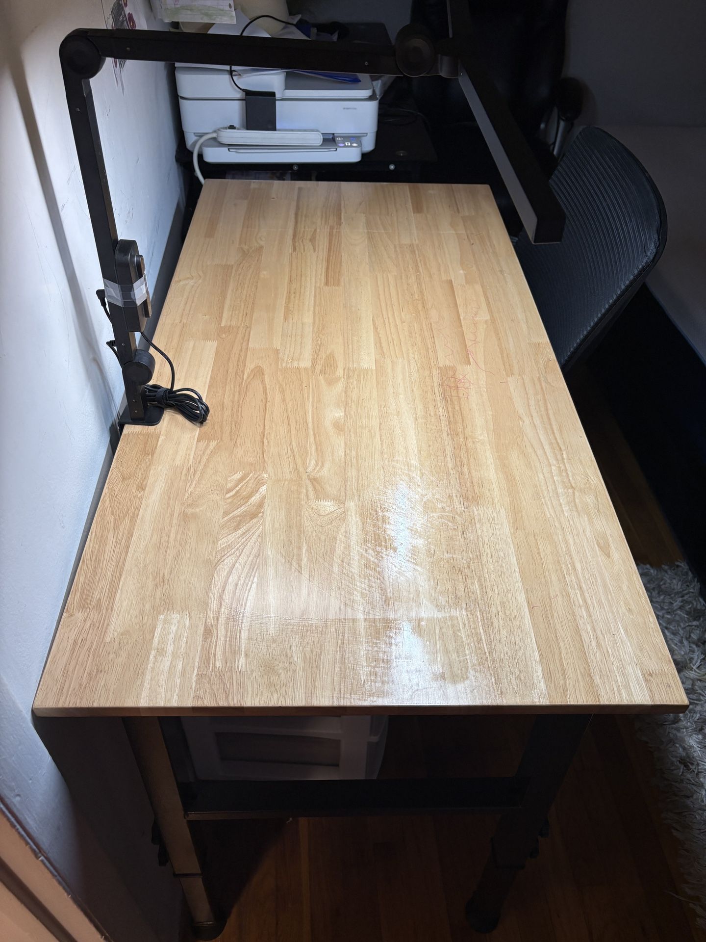 Electric table with chair