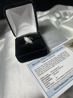 Lds 14kyg 3 diamond ring