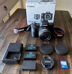 Canon M50
