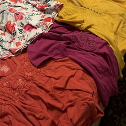 Nice XL Women Top Lot