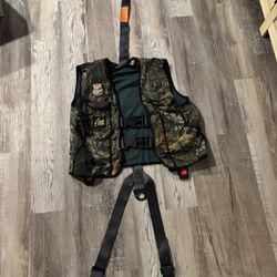 Hunter Safety System Vest