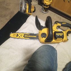 12-in Brushless XR DCCS 620 Chainsaw $120