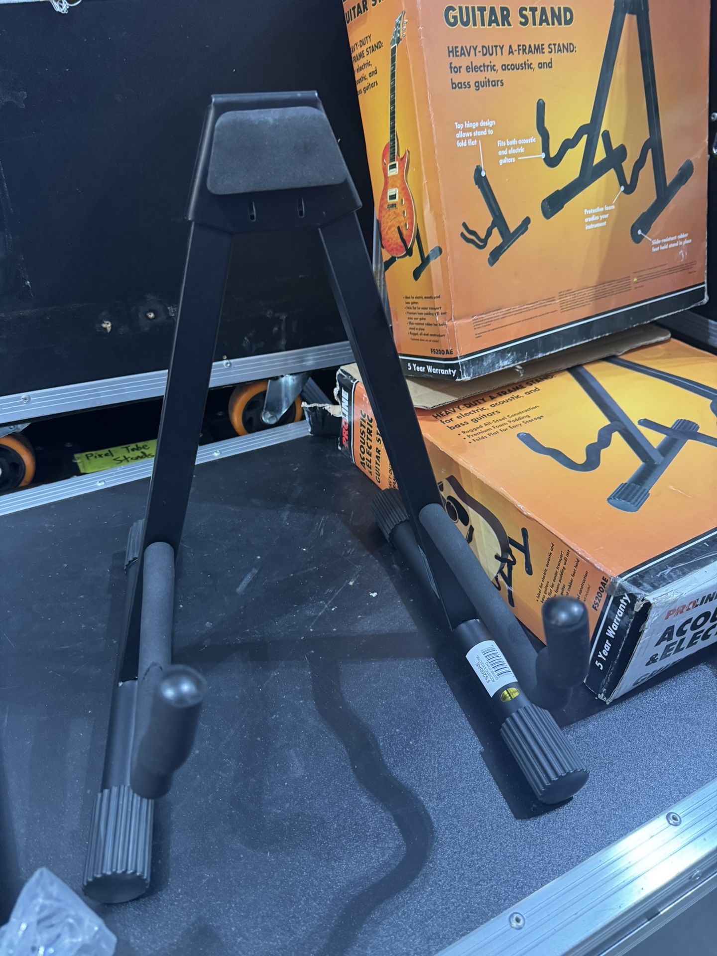 Guitar / Ukulele / Mandolin Stands