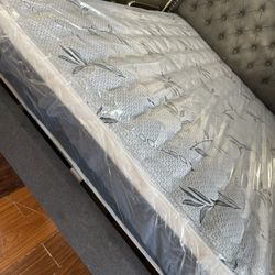 Queen Size Euro Pillow Top Mattress
