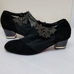 Black Mesh Side Zip Shoes 