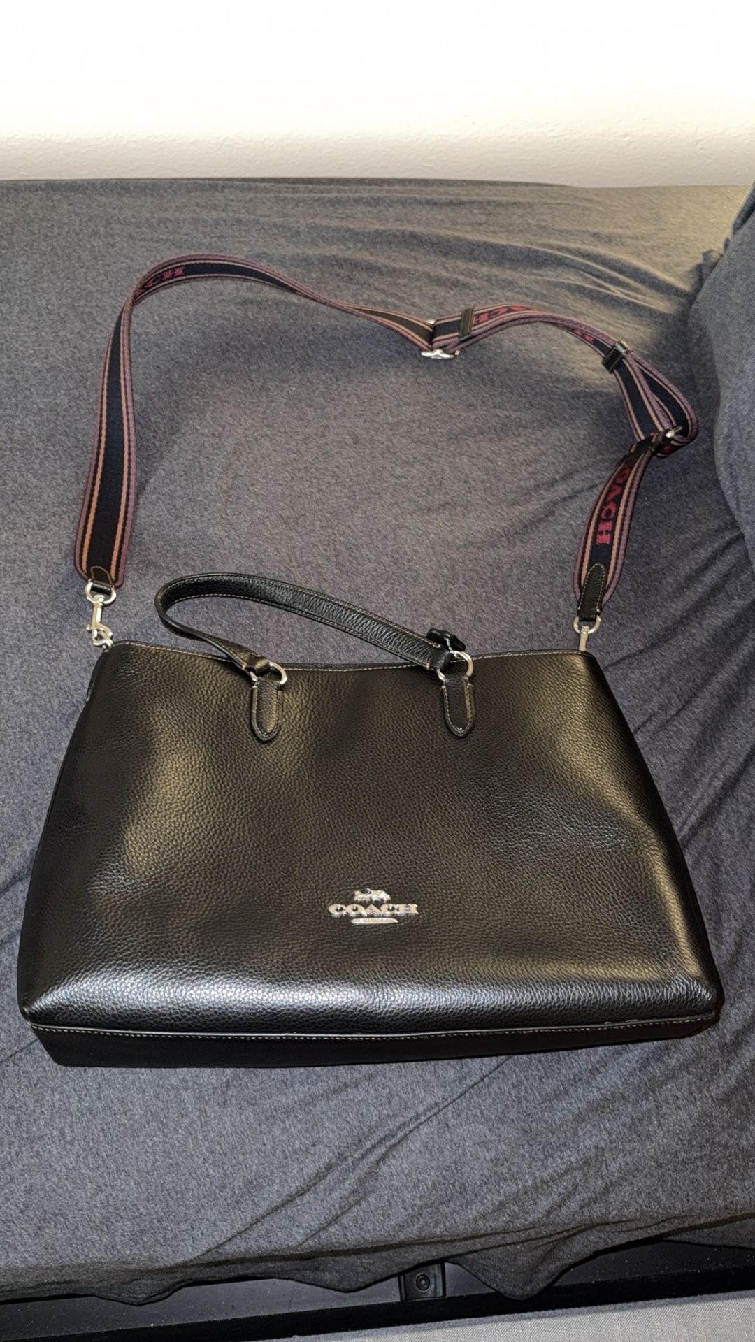 Coach Like New Black Crossbody Tote Bag