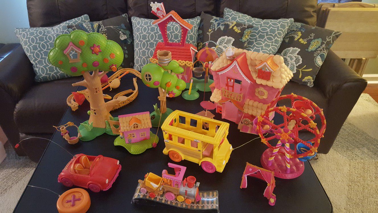 Lalaloopsy playsets with accessories