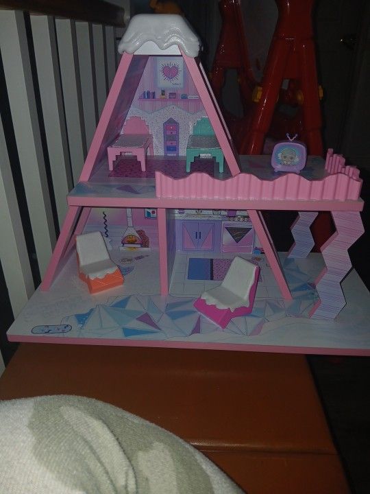 LOL Doll House