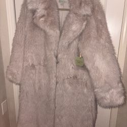 Women’s Faux Fur Coat