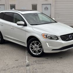 2016 Volvo XC60 T5 with 139,000 miles, automatic transmission, and clean title. One owner, no accidents, original paint.
