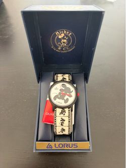 Vintage Lorus Quartz Mickey Mouse Watch