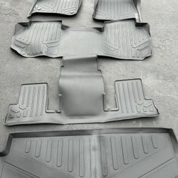 Buick Enclave Smartliners All Weather Floor Mats
