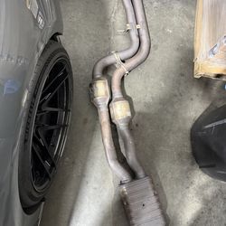 OEM F8x MidPipe