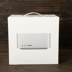 NEW Apple Studio M4 Max chip with 14‑core CPU, 32‑core GPU, 16‑core Neural Engine 36GB Memory