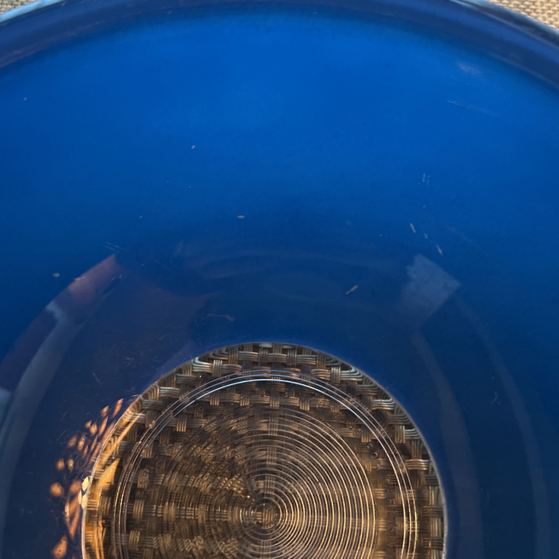 PYREX Vintage 4 Cup 1 Quart 1 Liter Large Clear/Blue Measuring Cup Bowl for  Sale in Fort Lauderdale, FL - OfferUp