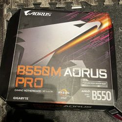GIGABYTE B550M AORUS PRO AM4 AMD, Micro ATX, Dual M.2, SATA 6 GB/s Motherboard i