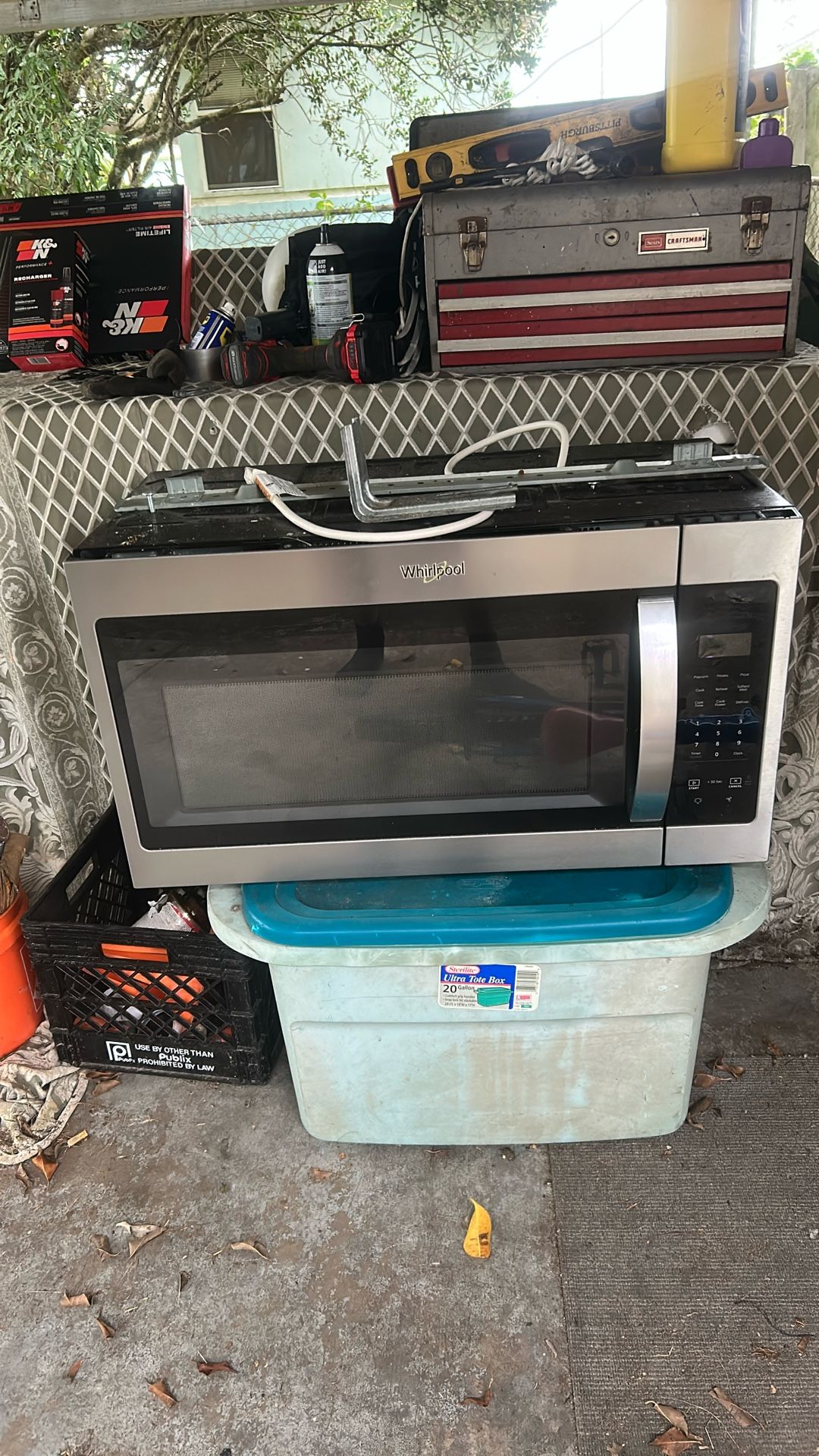 Whirlpool Large Microwave 