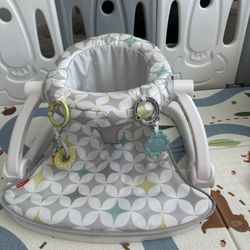 Portable Baby Chair Fisher price 