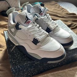 Jordan 4’s 