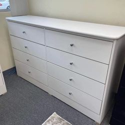 Eight Drawers Dresser 