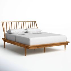 Henline Solid Wood Spindle Bed 