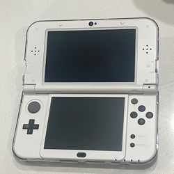 NEAR MINT New Nintendo 3DS XL Fire Emblem Fates Edition includes Charger