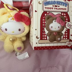 Hello kitty keychain