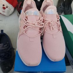 Pink Adidas Size 7
