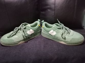 Lacoste Green Low-Top Sneakers size 11