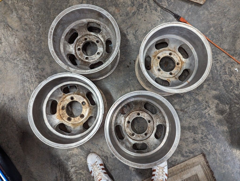 Vintage Aluminum Slot Wheels 5 Bolt 15x10 5x5.5