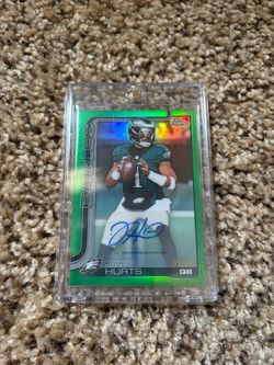 Jalen Hurts /99 Autographed card